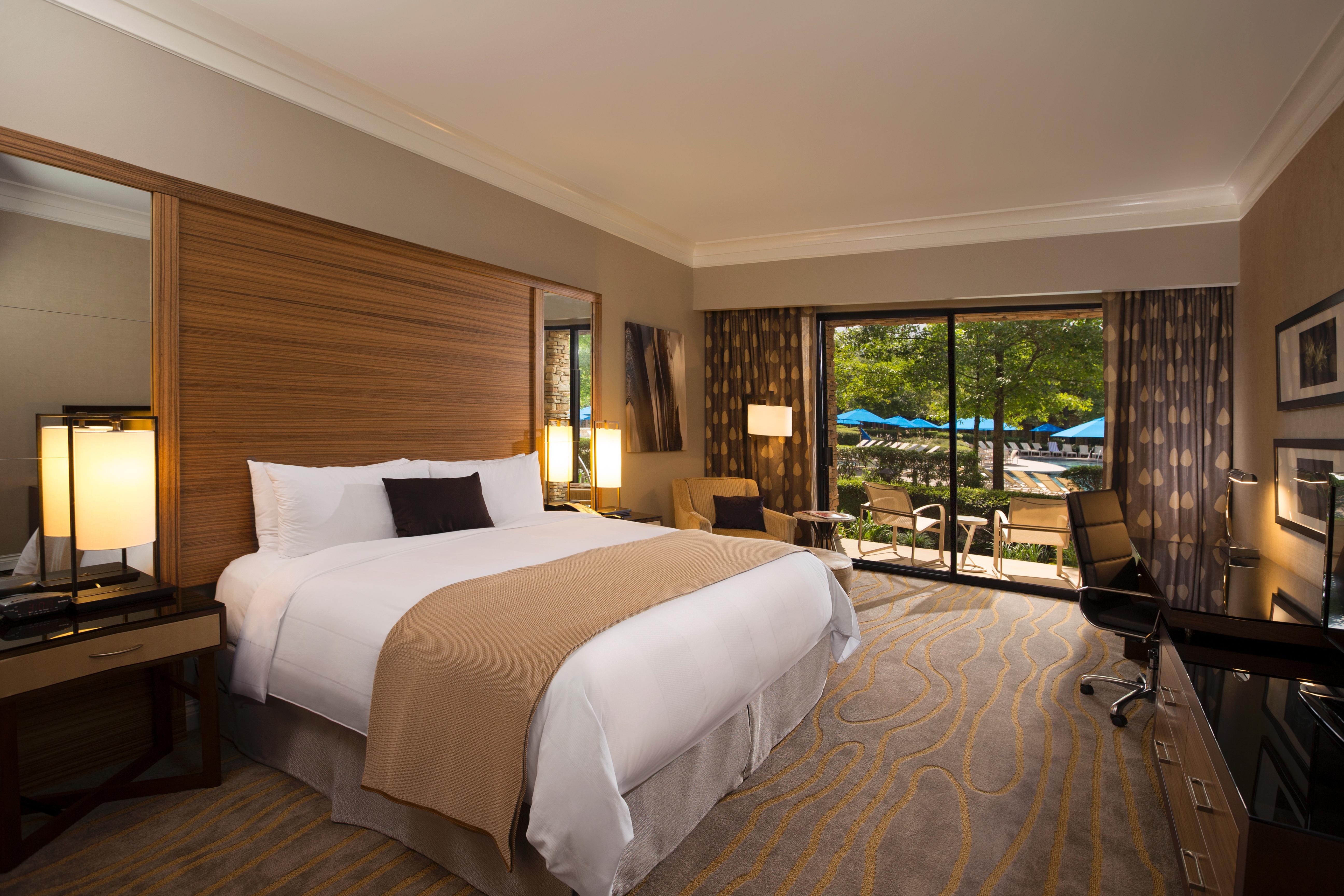 The Woodlands Resort, Curio Collection By Hilton Екстериор снимка
