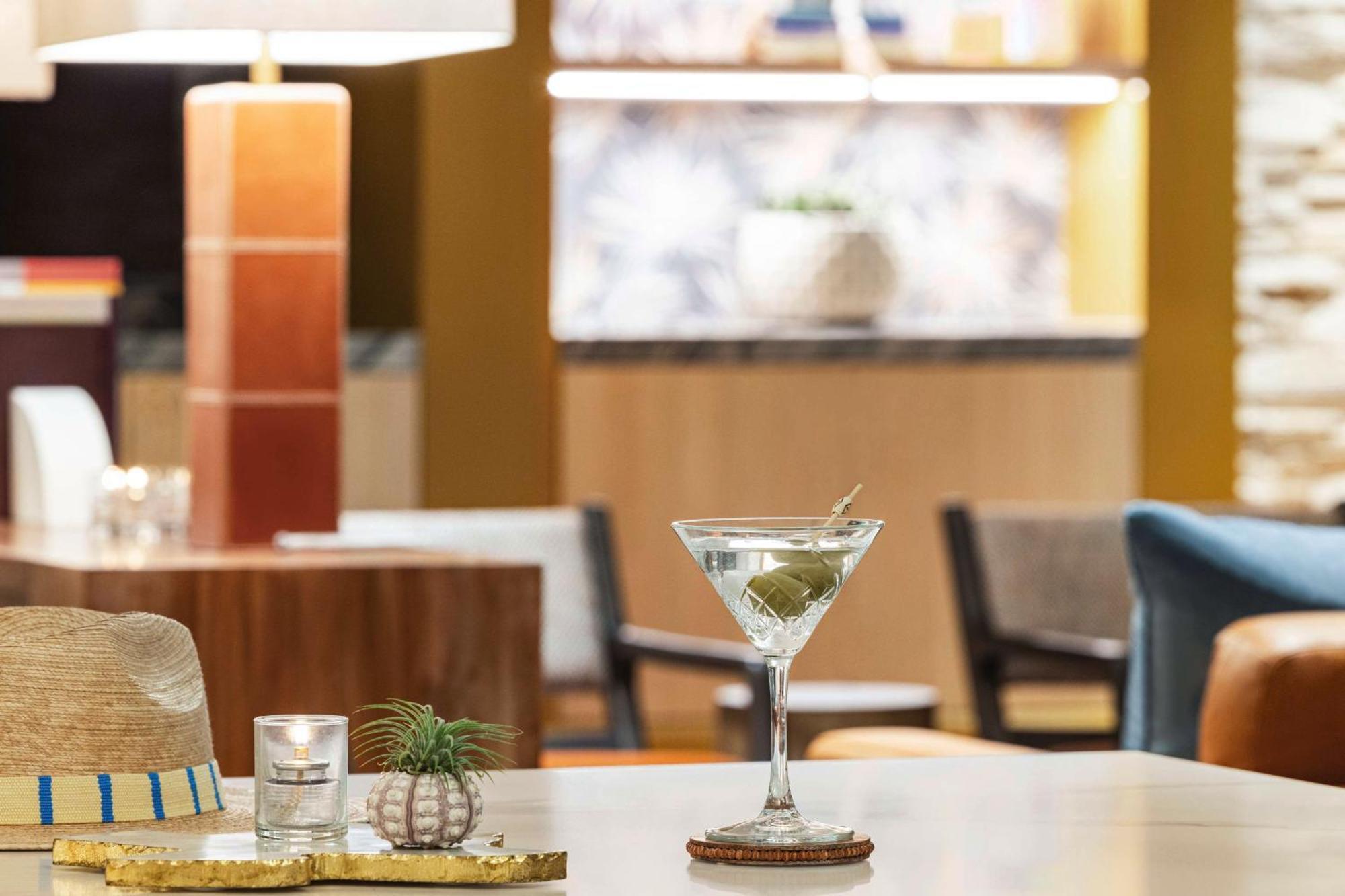 The Woodlands Resort, Curio Collection By Hilton Екстериор снимка